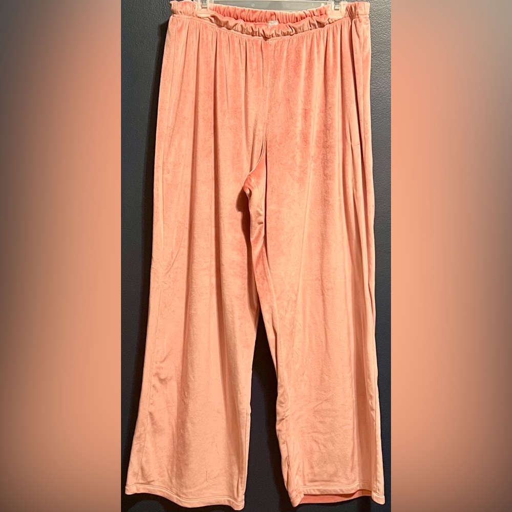 Pink Wide-Leg Velvet Pants